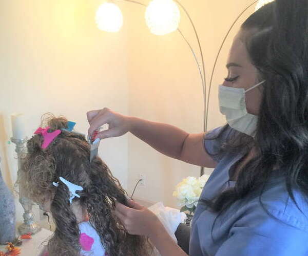 Indianapolis, IN Head lice treatment & inhome removal service